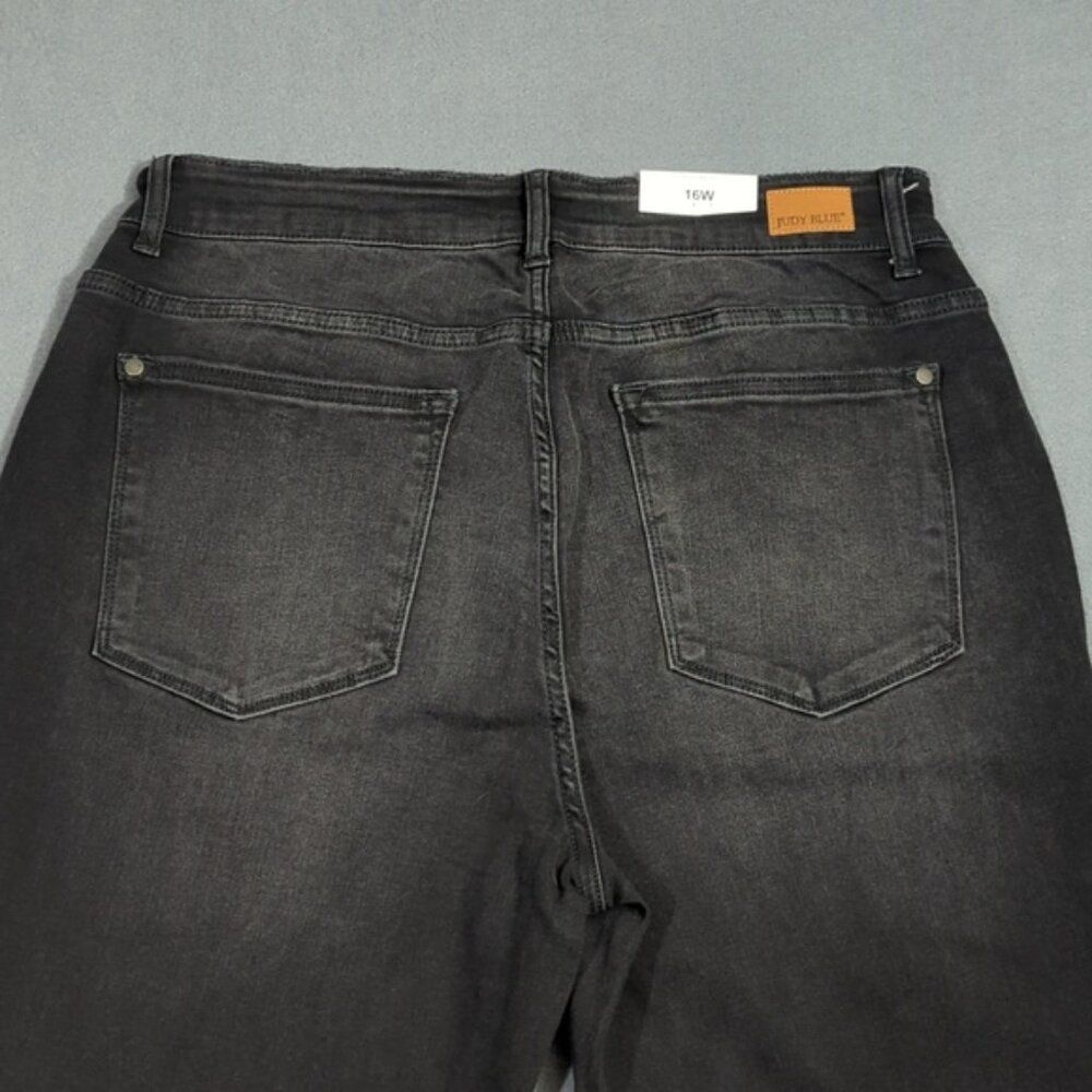 Judy Blue Jeans Women's 16w Black Skinny Fit Mid Rise Frayed Hems Denim Nwt — image 3 of 8